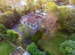 70 Edgewater Rd, Cliffside Park, NJ 07010