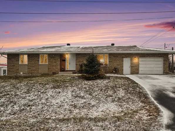 1149 Parisien St, Ottawa, ON