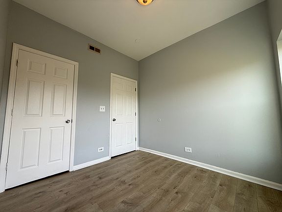 4th image of 5717 S Indiana Ave #1S