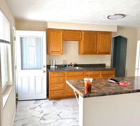4th image of 1823 Texas Ave #3