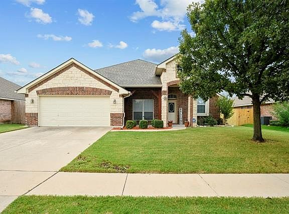 2nd image of 308 Lottie Ln