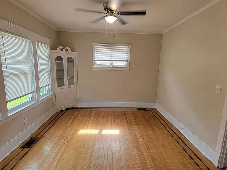 6 Eutropia Ct — Photo 3