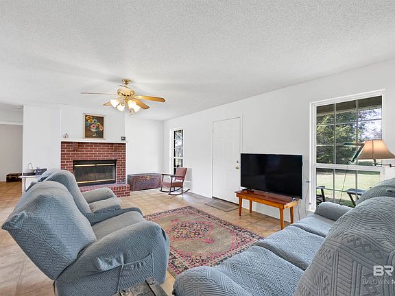 5th image of 22728 Wing Ln #A