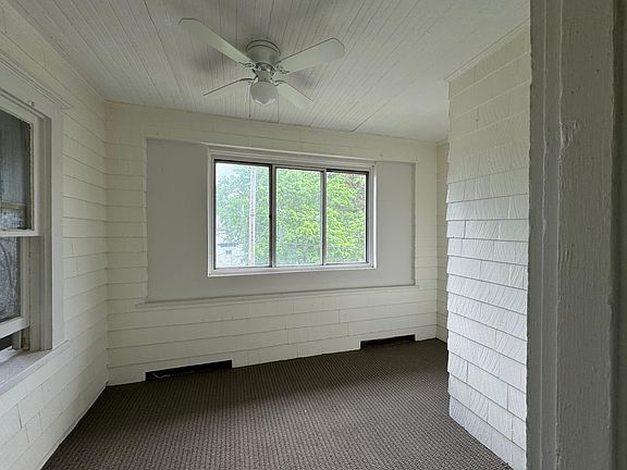 4th image of 953 Whittier Ave #953