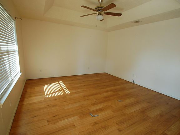 2nd image of 2533 Windy Pine Ln