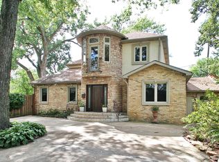 4044 W Glenlake Ave, Chicago, IL 60646