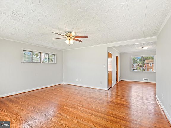 5th image of 6216 McClean Blvd