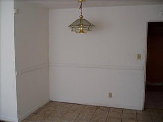 5th image of 4113 N Bolton Ave