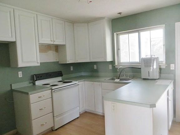 4th image of 2729 S Nansemond Dr