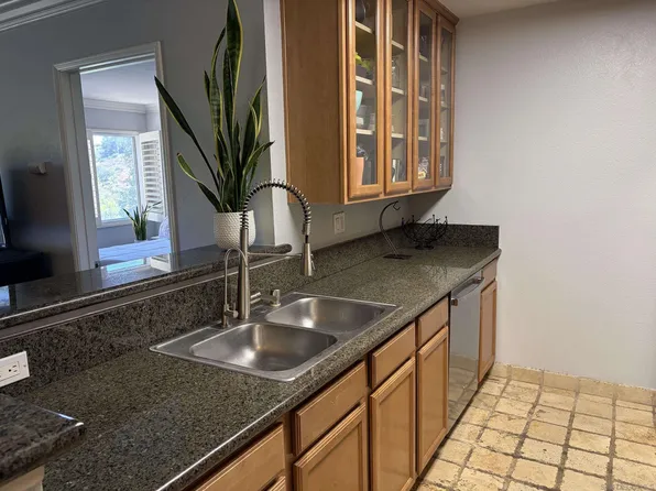 7180 Shoreline Dr Unit 5207, San Diego, CA 92122