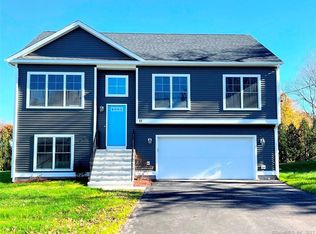 110 Corbin Rdg, Bristol, CT 06010