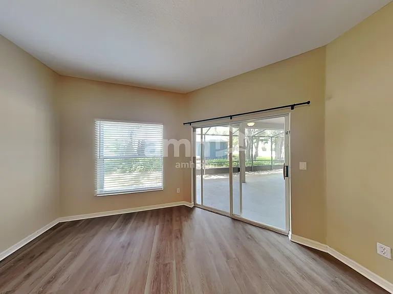 1601 Shadowood Ct — Photo 12
