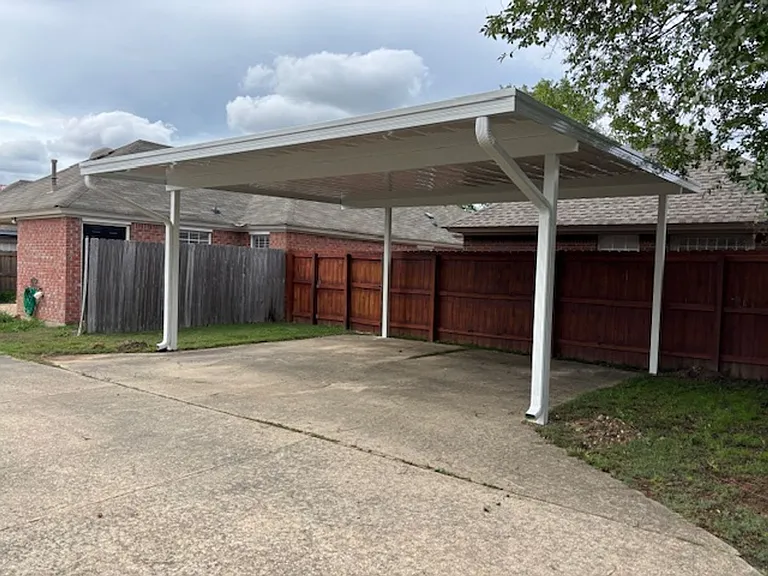 1124 Stafford Dr — Photo 20