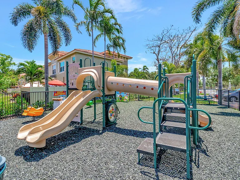 103 Monterey Bay Dr — Photo 42