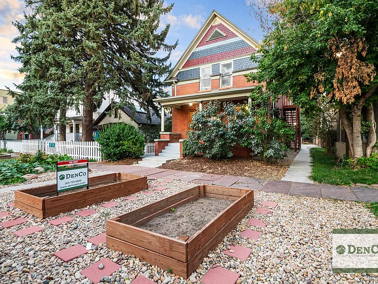1840 Vine St #4 — Photo 1