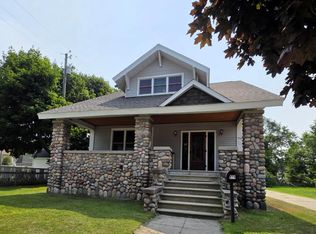 914 S 3rd Ave, Alpena, MI 49707