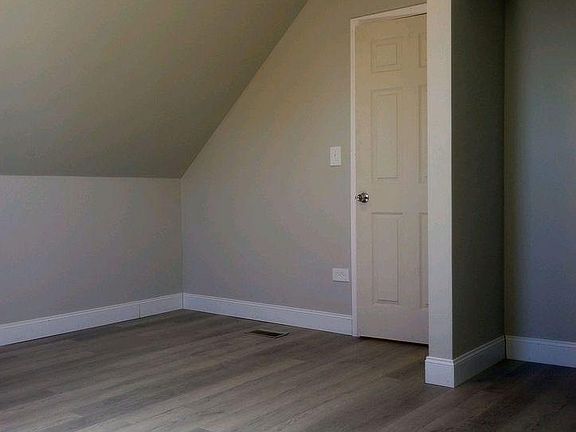 2nd image of 8813 S Escanaba Ave #2U