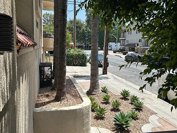 2nd image of 11027 Aqua Vista St APT 5