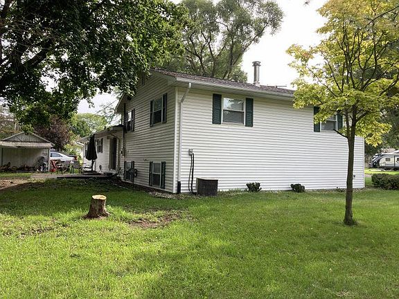 3rd image of 225 Weitzel Dr