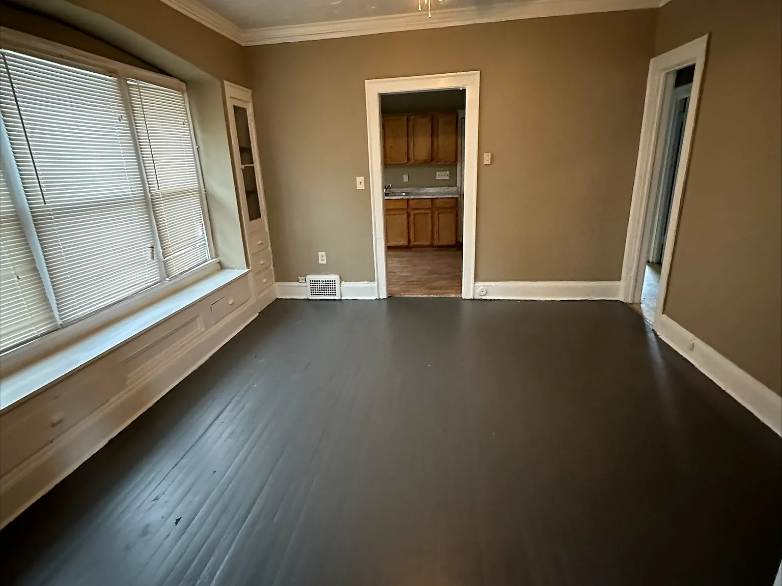 Iowa Avenue 12702/12704(selling) - 2 — Photo 4