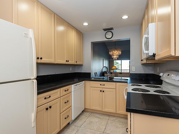 5th image of 2043 SW 15th St APT 202