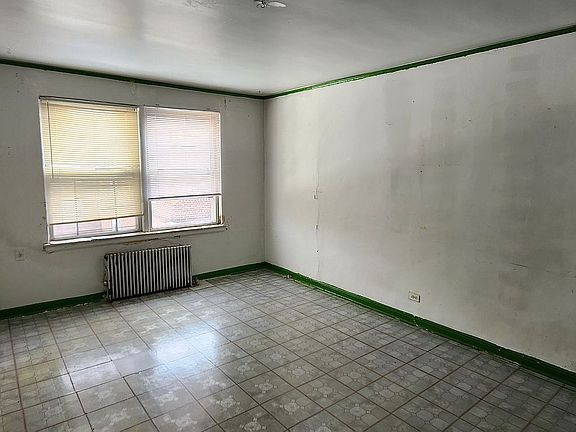 3rd image of 14119 78th Rd APT 3M