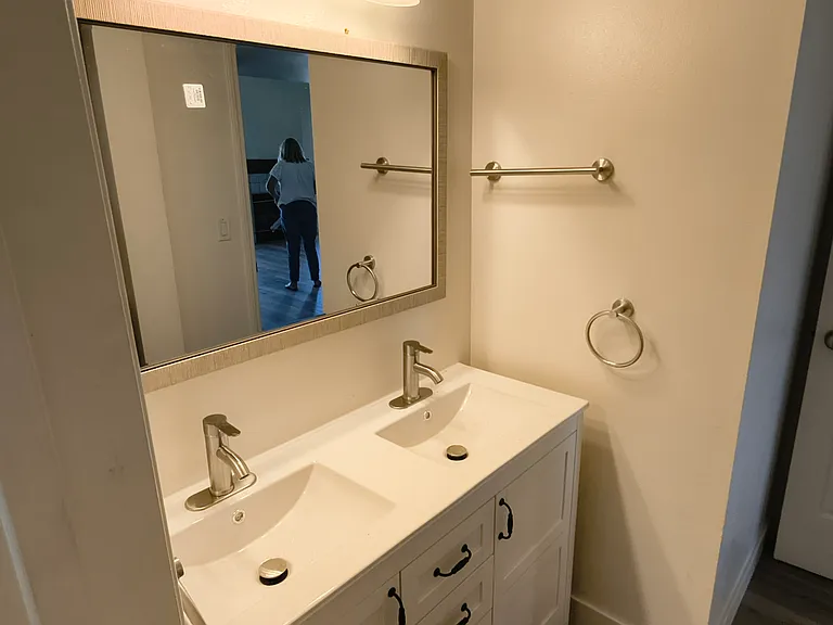 2477 S Village Green Dr — Photo 10