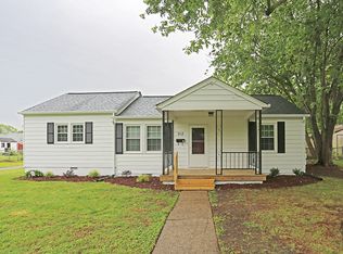 912 James Dr, Newport News, VA 23605
