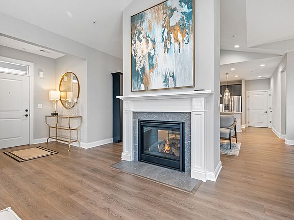 4th image of 138 Village Ln
