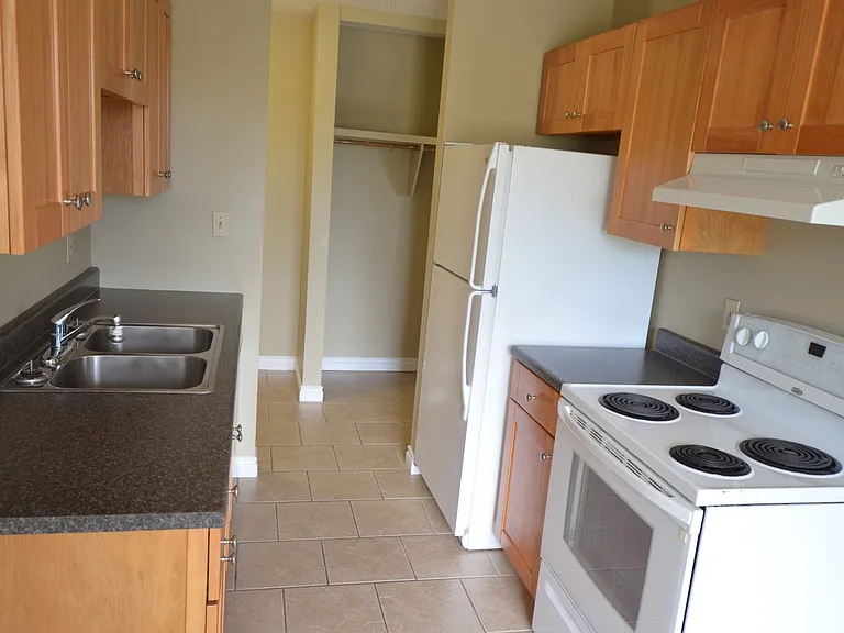 9140 144th Ave NW — Photo 16