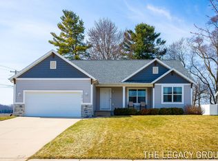 10417 Richfield Ln, Allendale, MI