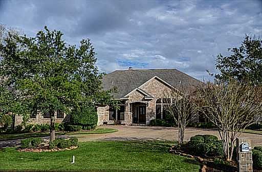 1st image of 1006 Winged Foot Dr