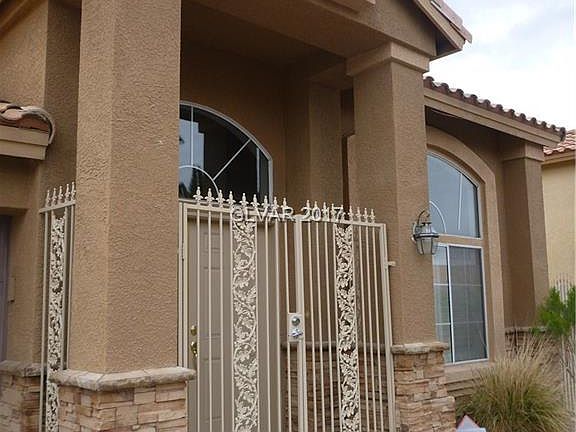 3rd image of 8984 Fort Crestwood Dr
