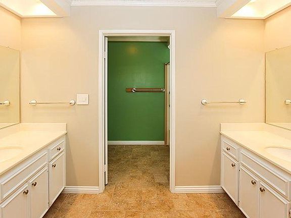 2nd image of 14333 Tyler St Unit 4