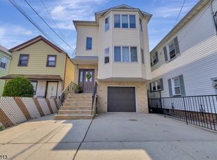 53 Main St, Newark, NJ 07105