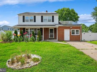 303 Hendrickson Ave, Edgewater Park, NJ 08010