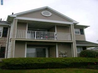 1408B Saxony Dr, Mount Laurel, NJ 08054