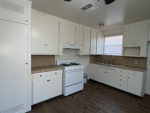 4th image of 1000 S Liberty St #1000A