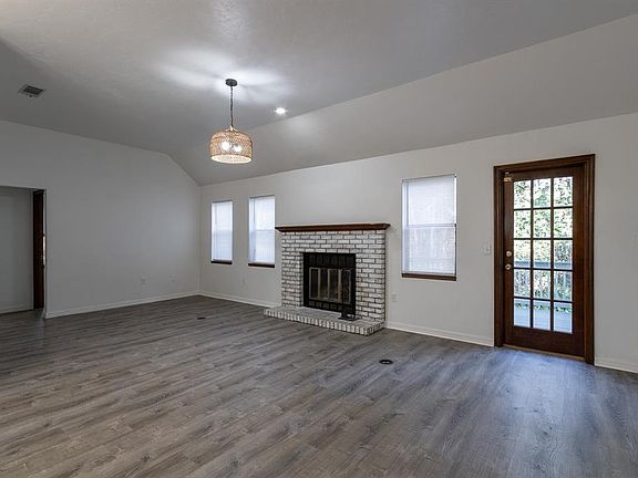 2nd image of 5205 SW 86th Ter