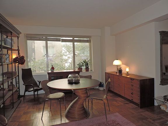 5th image of 41 W 58th St APT 6E