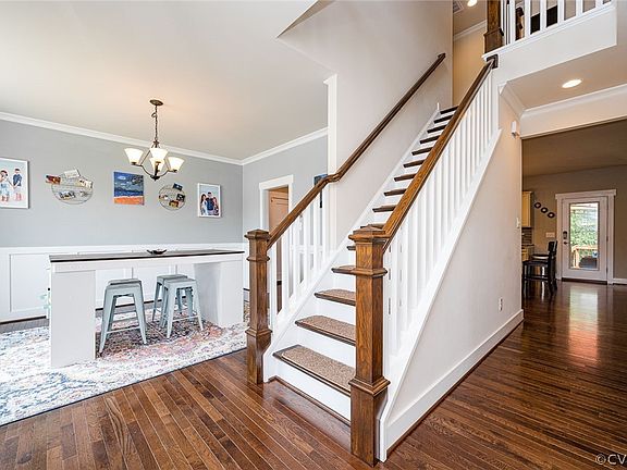 5th image of 9127 Creekwalk Place Gln