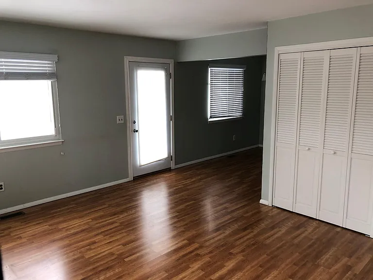 635 Jener Pl — Photo 9