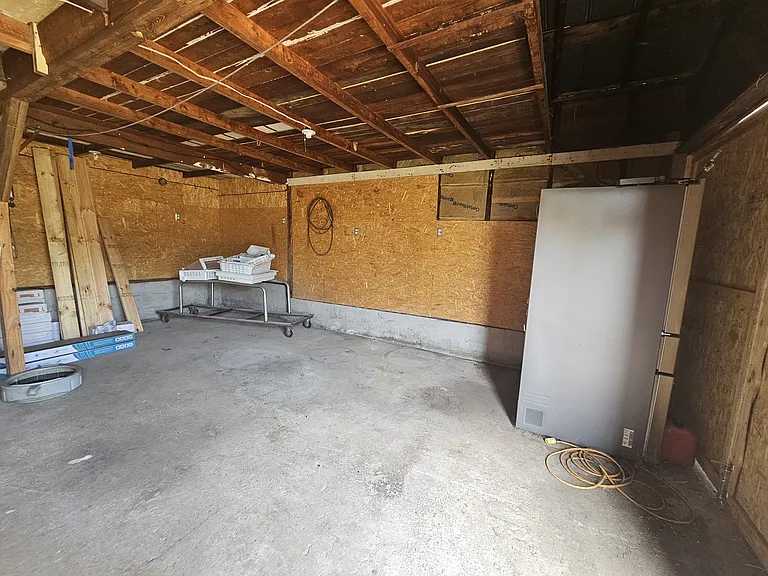 1060 Mulberry St — Photo 23