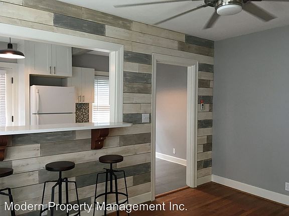 5th image of 126 Barberry Ln