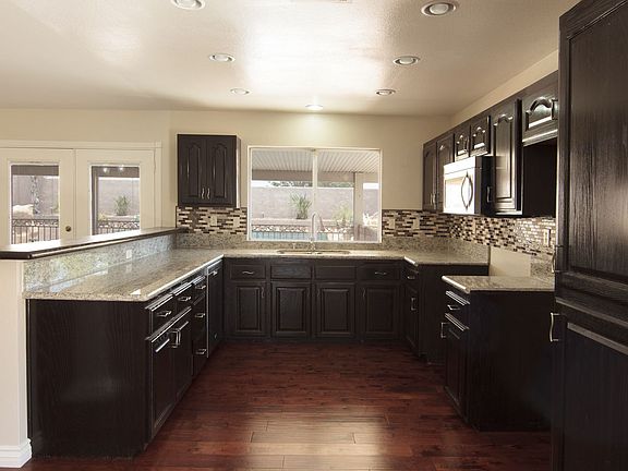 5th image of 8375 Chenille Ct