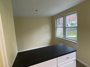6665 Church Ln, Upper Darby, PA 19082