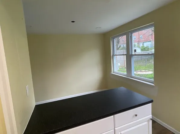 6665 Church Ln, Upper Darby, PA 19082