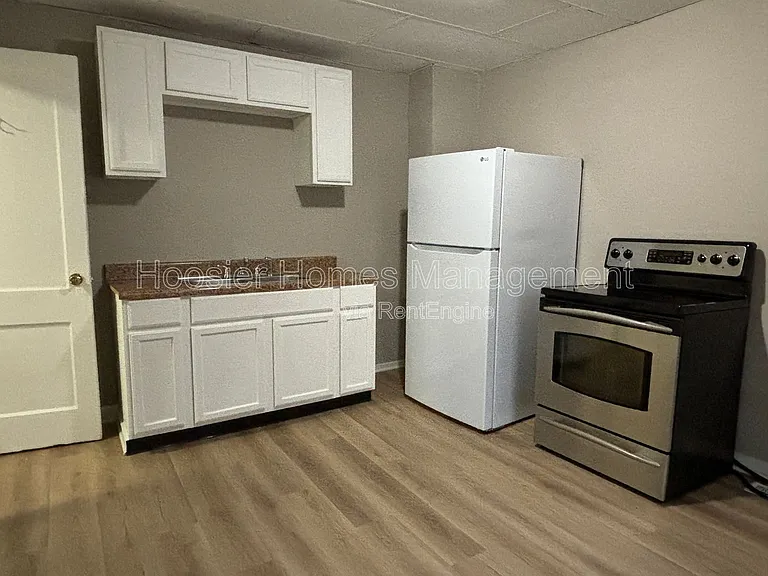 1421 N Olney St — Photo 6