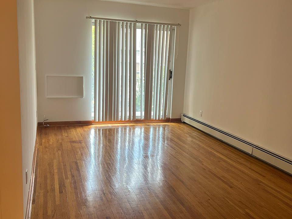 1st image of 32-53 30th St Floor 2