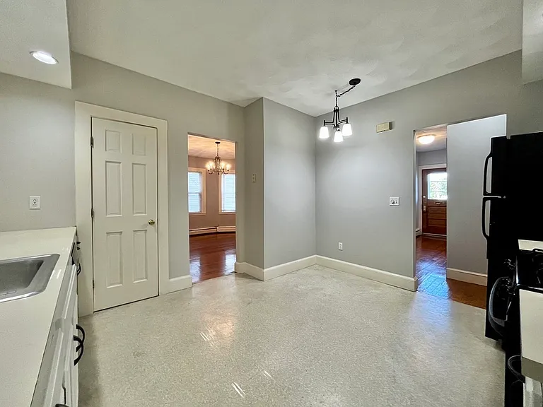 118-120 Paul Revere Rd #120 — Photo 16